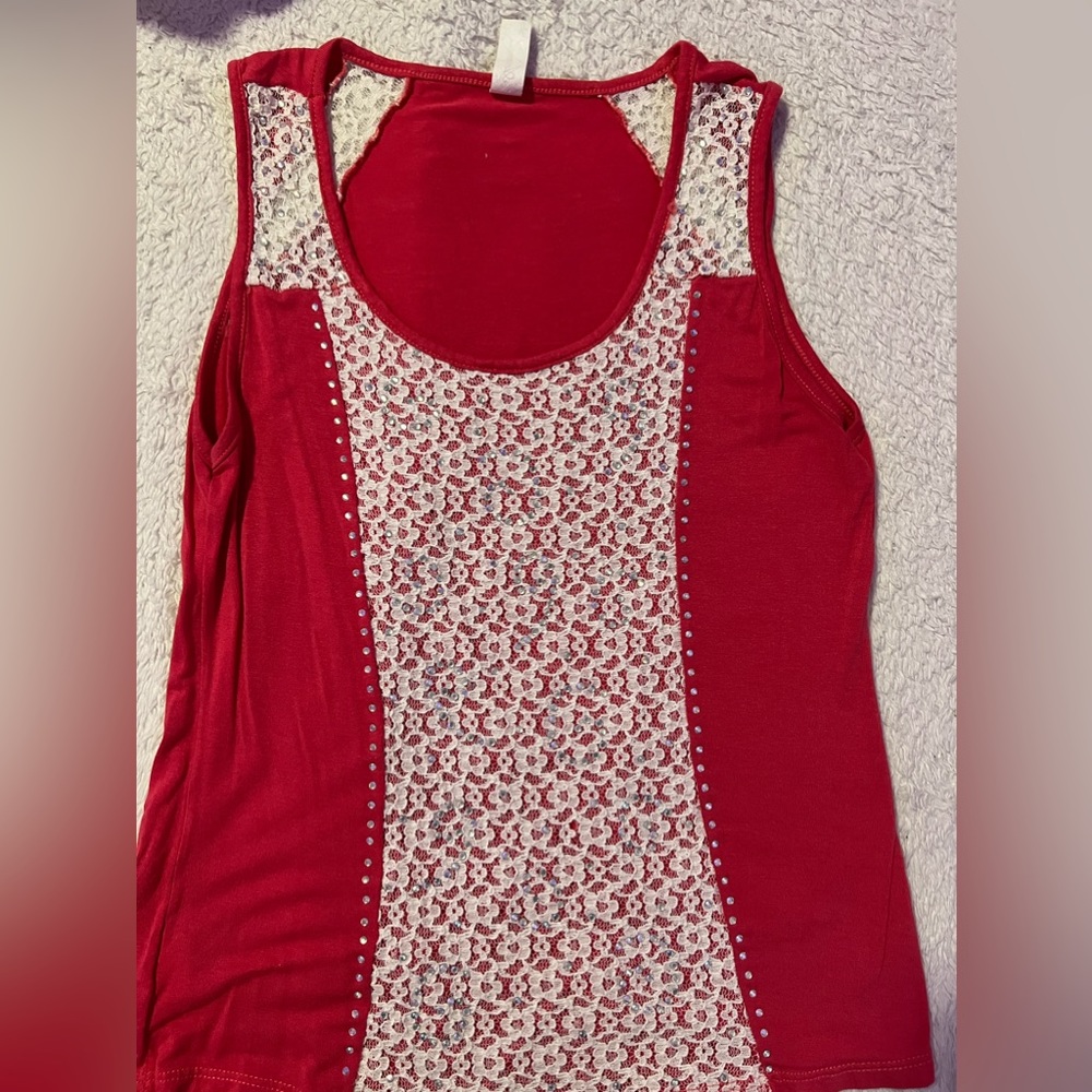 Coral top